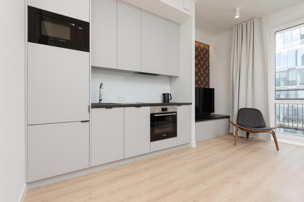 Fashionable City Center Apartment By Noclegi Renters Varsovie Extérieur photo